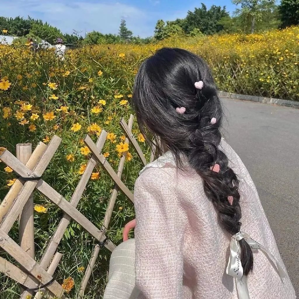 请问芳名
